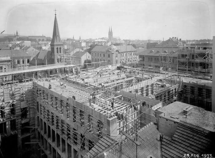 Gundulićeva ulica 1933. godine, izgradnja Uprave gradskih poduzeća (29. kolovoz 1933.)